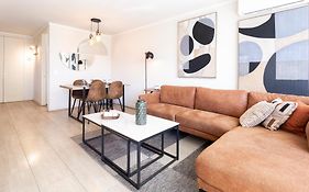 Departamento en Las Condes Premium Parque Arauco con Aire Acondicionado